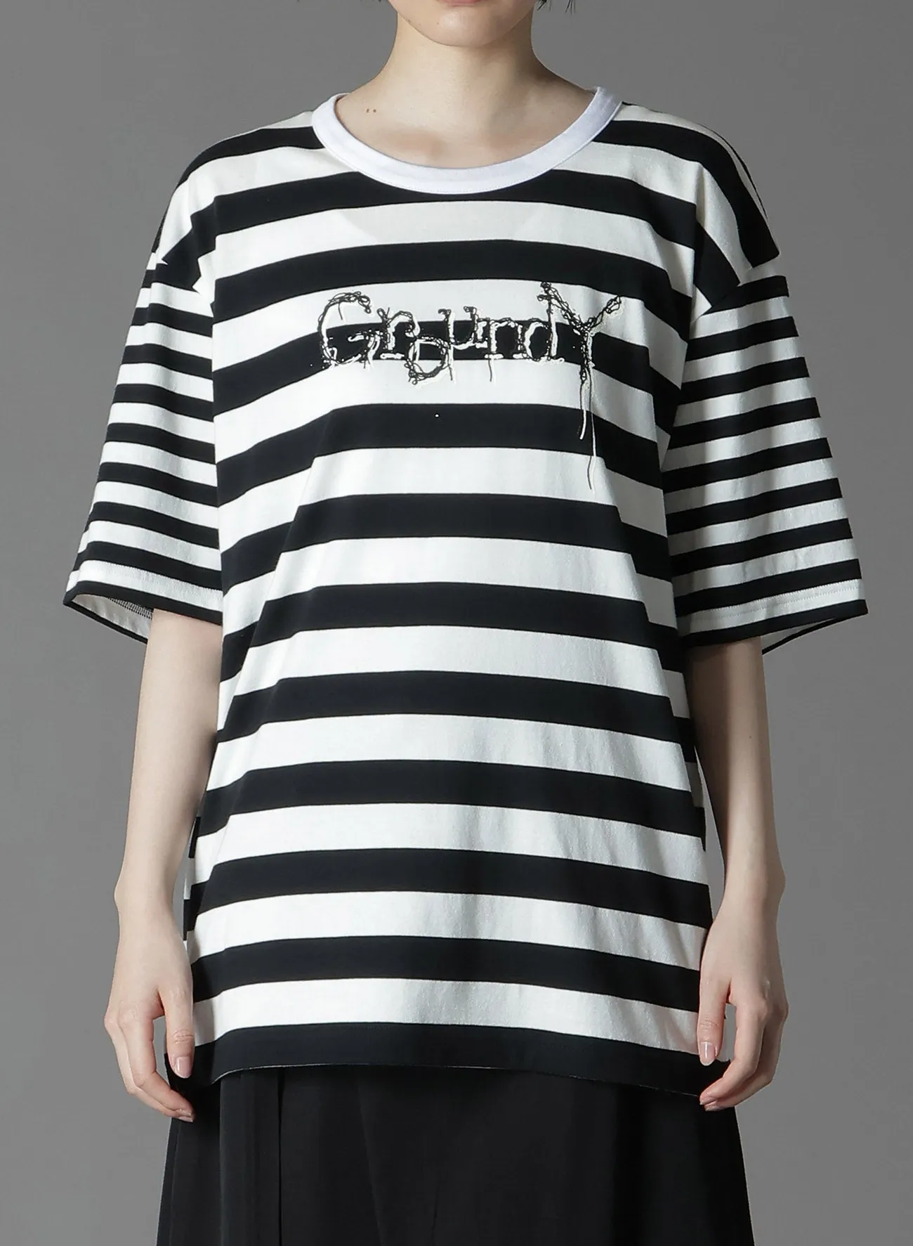 DIFFERENT LINES BORDER JERSEY GYLOGO TYPE-D GRAPHIC PRINT T-SHIRT