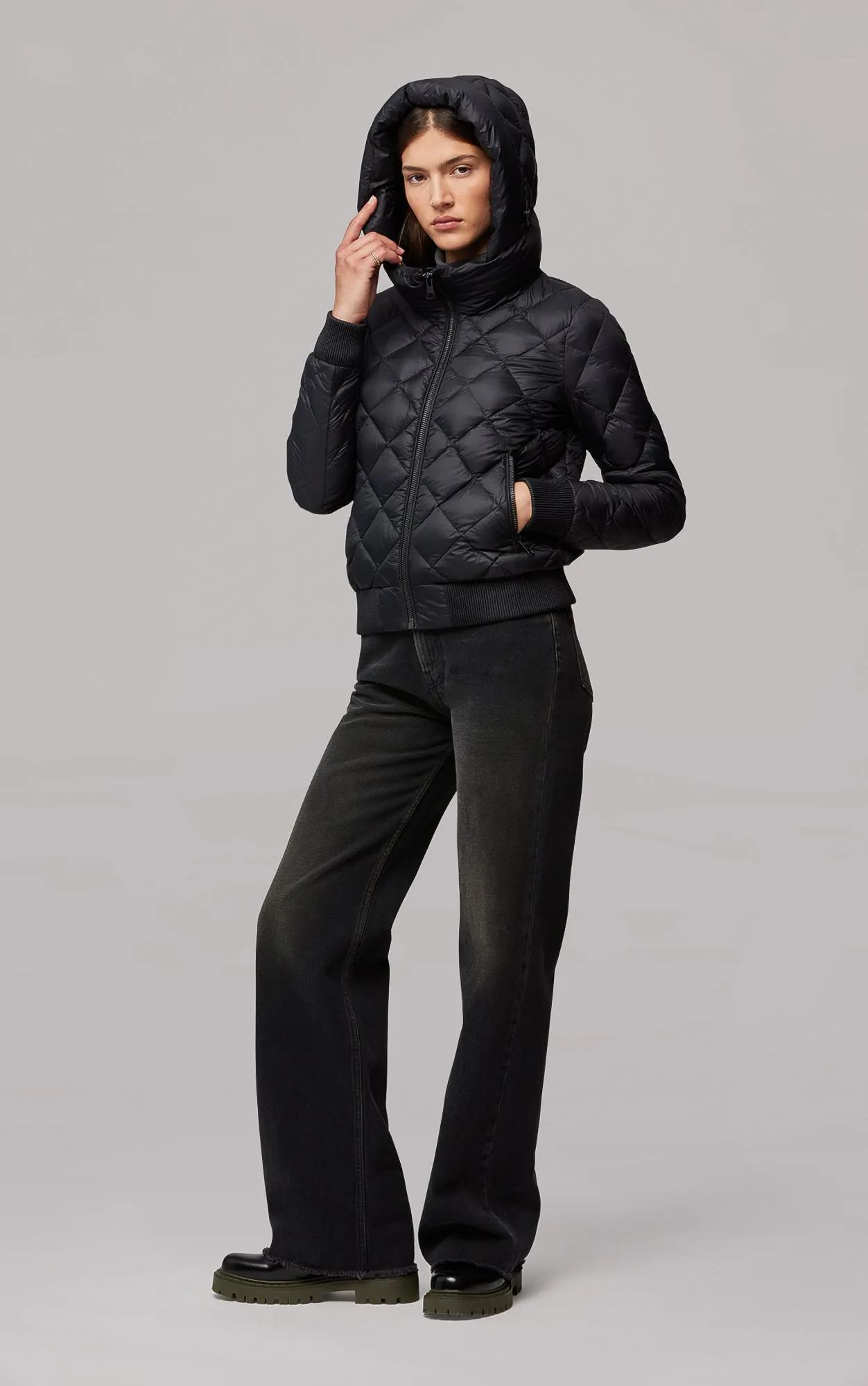 SOIA&KYO SENNA-TD - Lightweight Down Bomber Jacket With Diamond Quilting