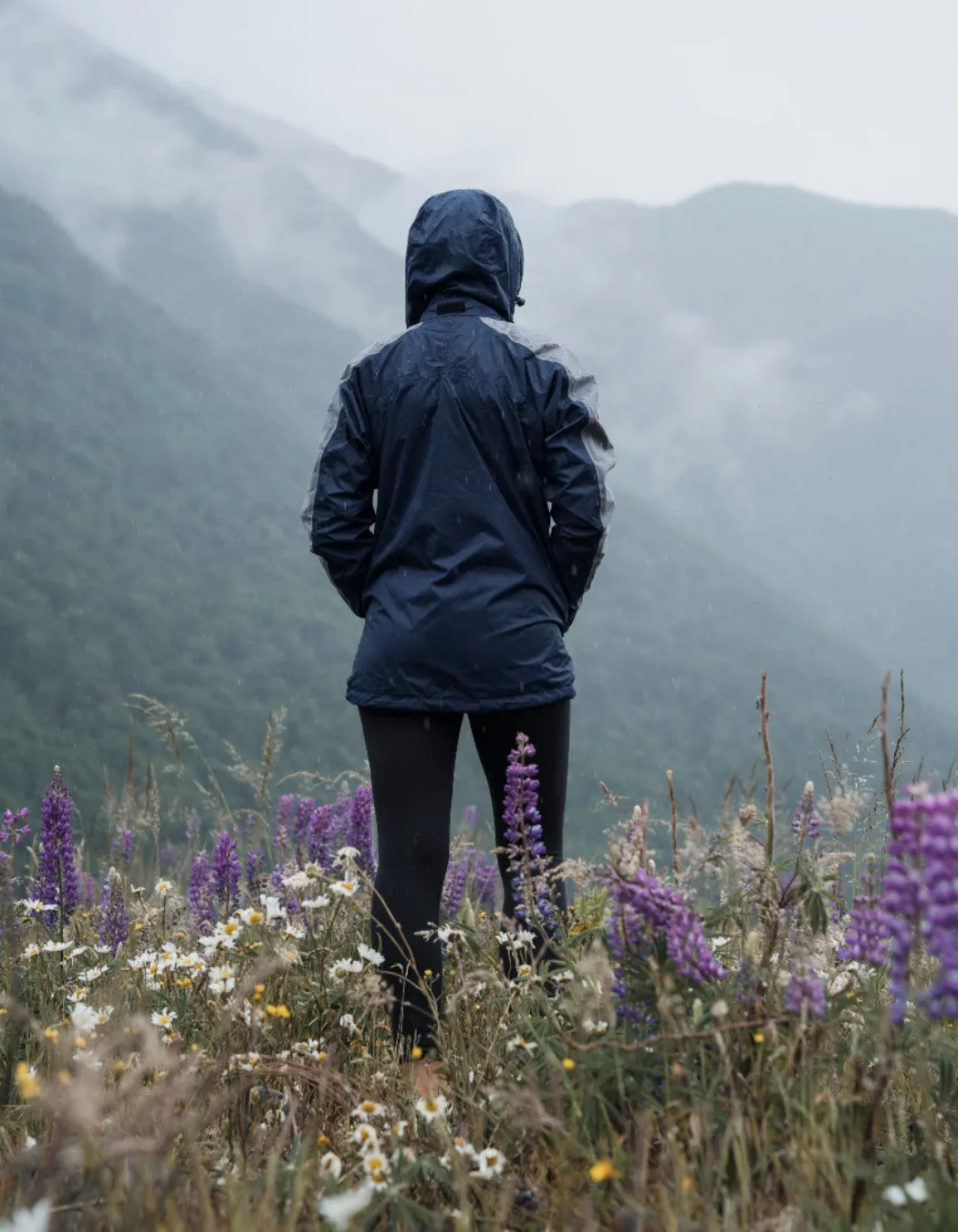 Ventura Waterproof Rain Jacket - Women Navy